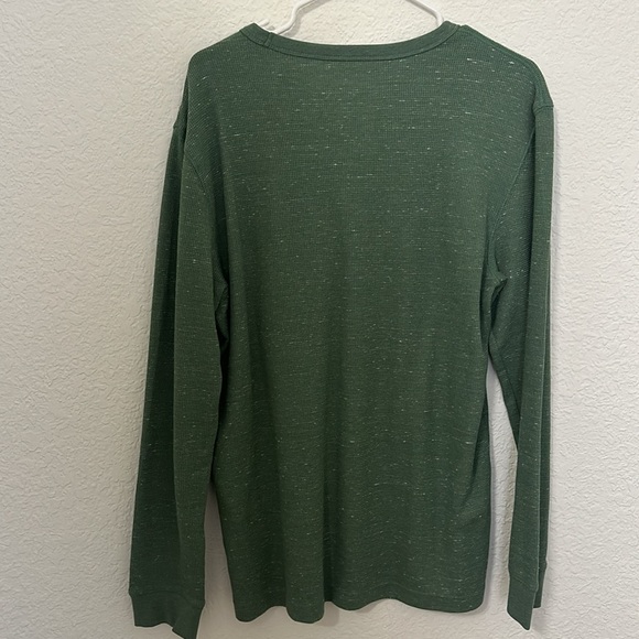 Men’s Long-sleeved Waffle Shirt - Picture 2 of 3